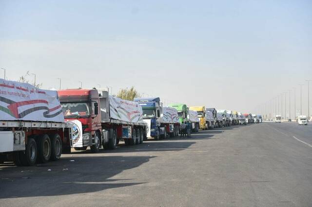 شاحنات مساعدات لغزة