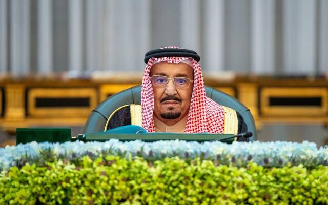 خادم الحرمين الشريفين الملك سلمان بن عبدالعزيز آل سعود يترأس اجتماع مجلس الوزراء