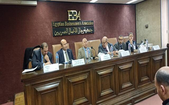 خلال ندوة مصلحة الضرائب بالتعاون مع جمعية رجال الأعمال المصريين