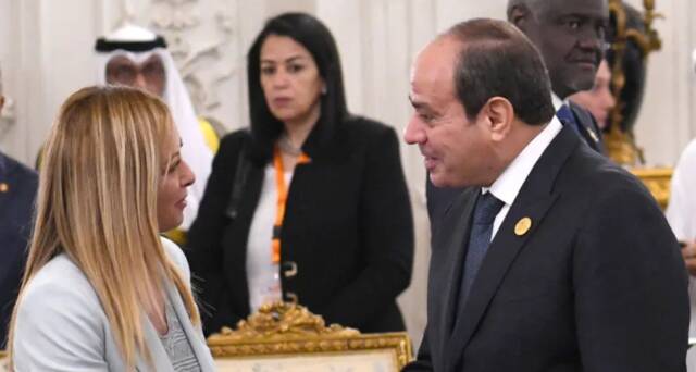 الرئيس المصري عبد الفتاح السيسي ورئيسة وزراء الجمهورية الإيطالية جورجيا ميلوني
