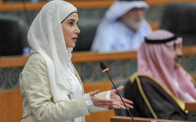 وزيرة الأشغال الكويتية تحسم اليوم مصير "شركات الأمطار"