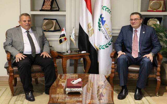 رئيس الجهاز المركزي للتنظيم والإدارة المهندس حاتم نبيل ورئيس الهيئة القومية لسكك حديد مصر المهندس محمد عامر