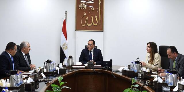 رئيس الوزراء يستعرض إجراءات تفعيل التعاون بين مصر وإيطاليا في مجال الزراعة