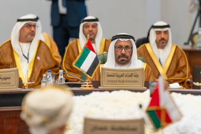 خليفة شاهين المرر وزير دولة