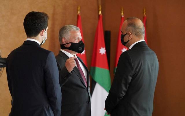 باستثناء وزيرين.. حكومة الأردن الجديدة تؤدي اليمين الدستورية