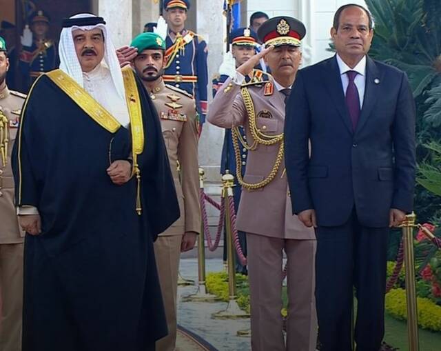 السيسي وملك البحرين في القاهرة