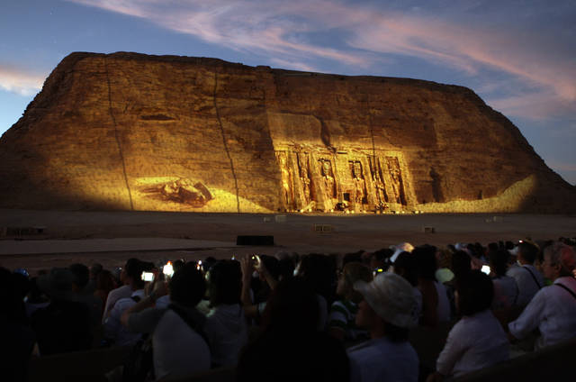 وفد سياحي في مصر