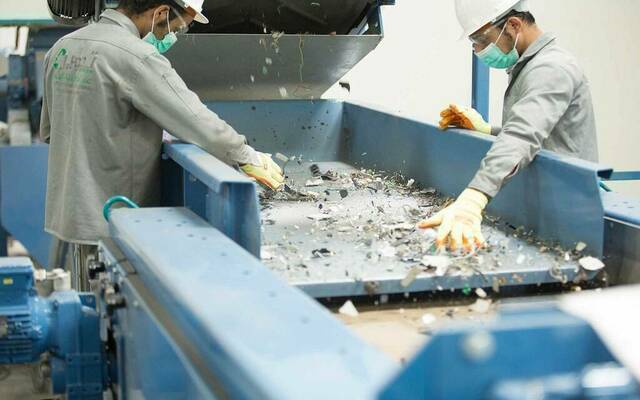 أعمال تابعة لشركة "تدوير" - أرشيفية