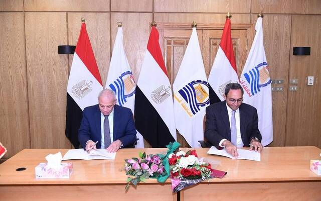 توقيع بروتوكول تعاون لإنشاء مزرعة نموذجية لإنتاج شتلات قصب السكر في قنا