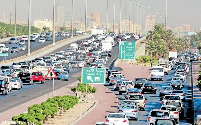 بسبب كورونا.. الداخلية الكويتية تتخذ إجراءً بشأن المركبات