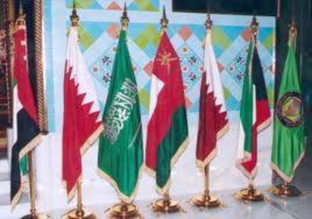 دول مجلس التعاون الخليجي تقرر سحب سفرائها من دمشق وطرد سفراء سوريا من اراضيها