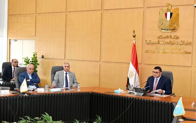 وزير الإسكان: تسهيلات لضمان انتقال سلس للموظفين إلى العاصمة الإدارية
