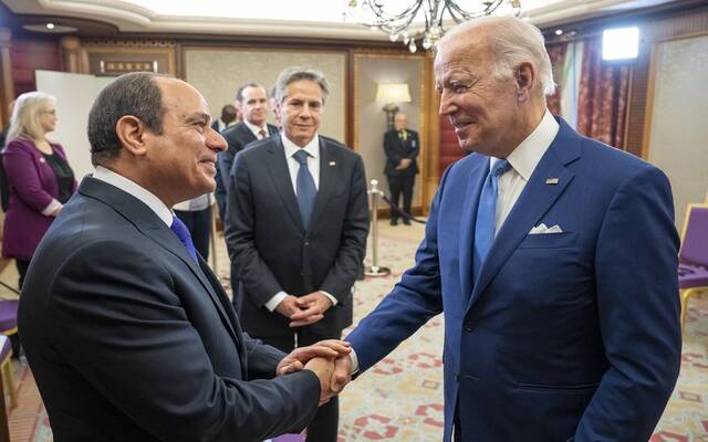 الرئيس المصري عبدالفتاح السيسي مع نظيره الأمريكي جو بايدن