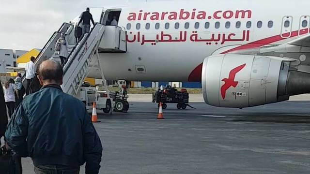 سهم "العربية للطيران" يتراجع لأدني مستوى في 3 أسابيع بعد إعلان النتائج النصفية