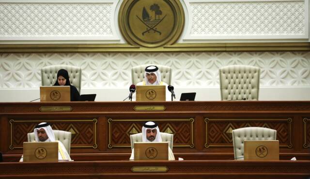 خلال اجتماع مجلس الشورى