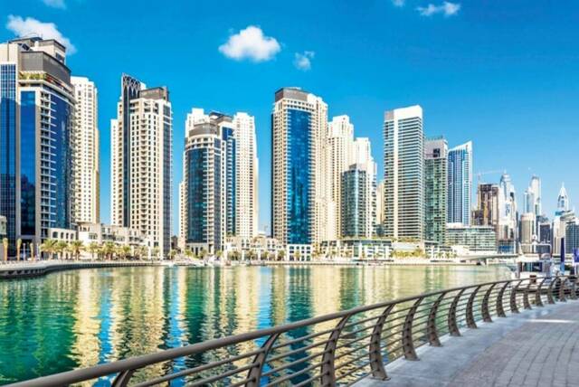 دبي تشهد طلباً قوياً على العقارات التجارية