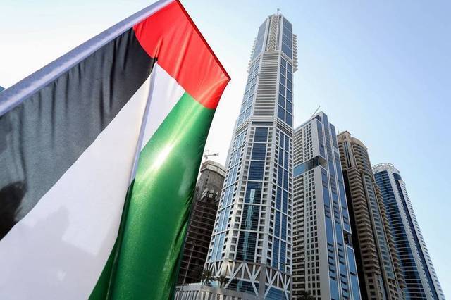 الإمارات.. سوق العمل يسجل مستويات قياسية رغم التحديات