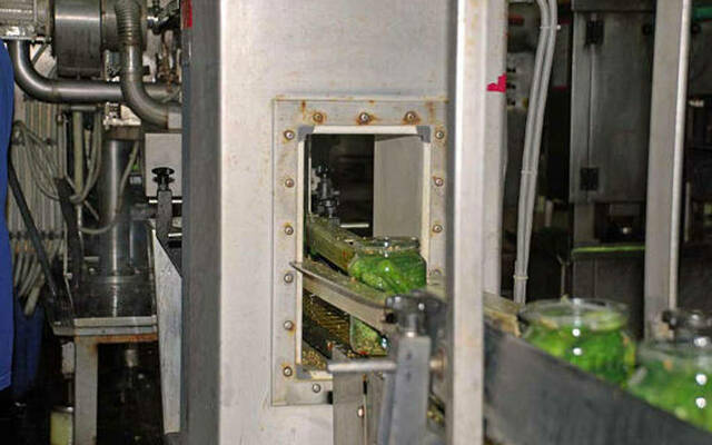 خطوط الإنتاج بالشركة