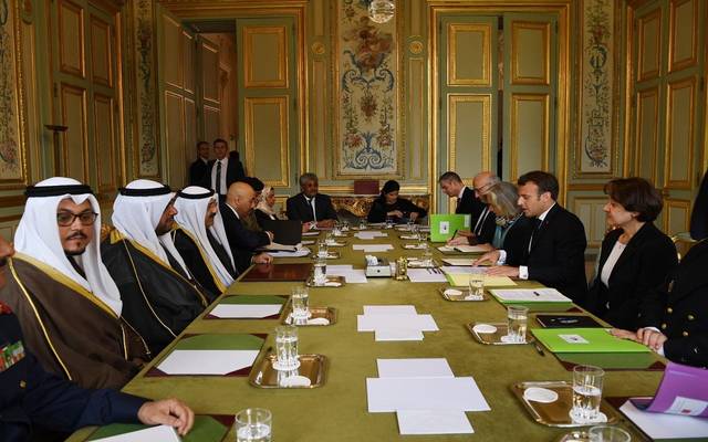 وزير الدفاع الكويتي يبحث مجالات التعاون مع الرئيس الفرنسي بباريس