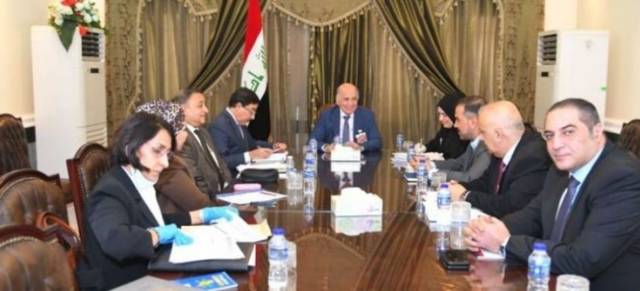 وزير المالية ومحافظ المركزي العراقي يبحثان خيارات طلب قروض خارجية