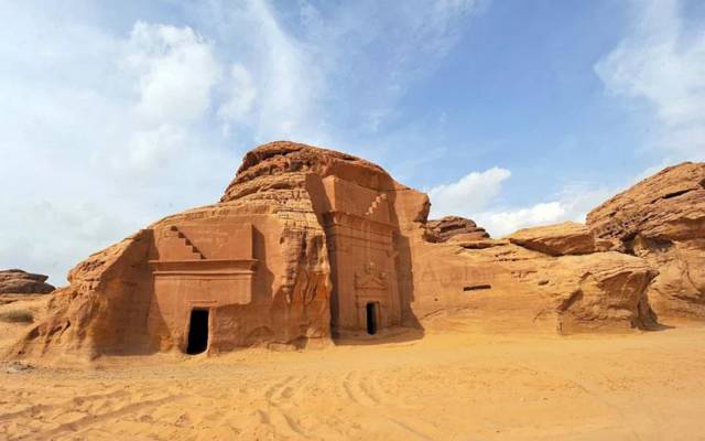 السعودية تتفق مع "أكور" الفندقية لتشغيل مشروع العلا السياحي