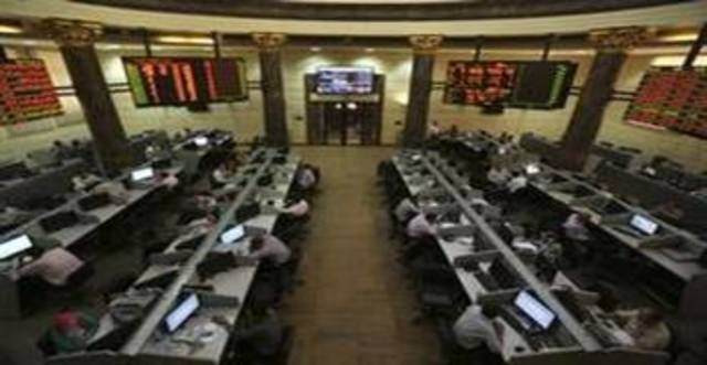 «بورصة مصر» تبدد مكاسب النصف الثاني من 2014