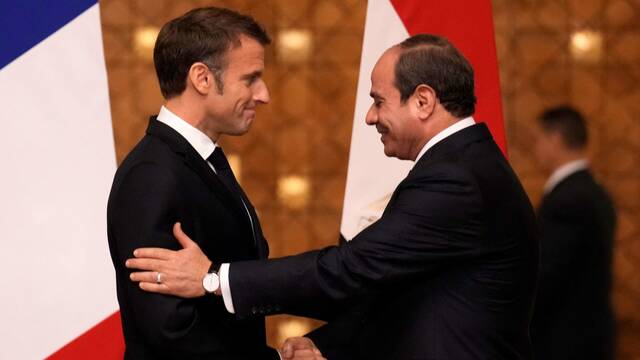 السيسي وماكرون يبحثان تطورات غزة والتحضير لمؤتمر حل الدولتين في نيويورك