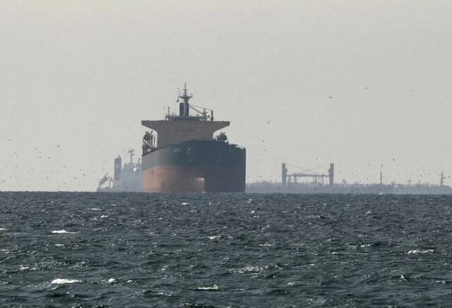 سفن تجارية في الخليج العربي