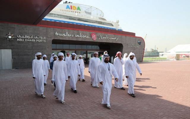 Имя абу даби. Порт Абу Даби. Морской порт в Абу Даби. Abu Dhabi’s khalifa Port. Abu Dhabi Ports ул. Аль мина, 442, Абу-Даби фото.