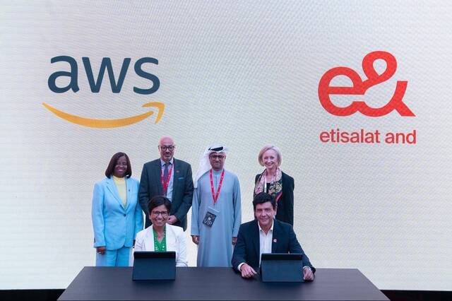 e&, AWS forge over $1bn partnership agreement