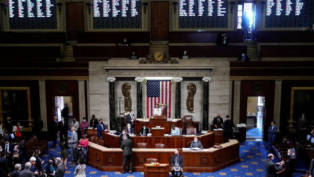 مجلس النواب الأمريكي يقر مشروع قانون لتجنب إغلاق حكومي