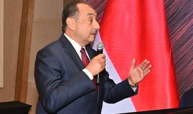 محمد شيمي وزير قطاع الأعمال العام المصري