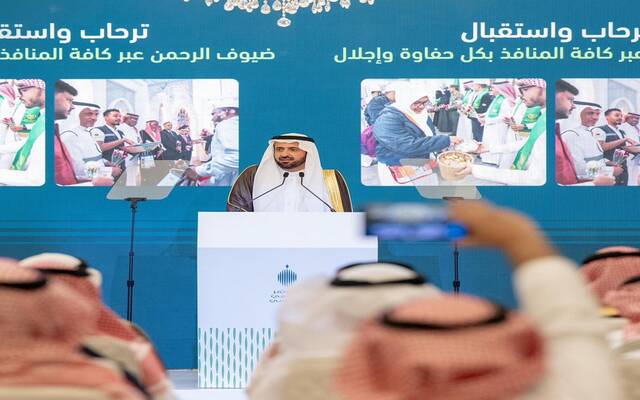 وزير الحج والعمرة الدكتور توفيق الربيعة