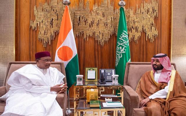 ولي العهد السعودي يبحث تعزيز التعاون الاستثماري مع رئيس النيجر