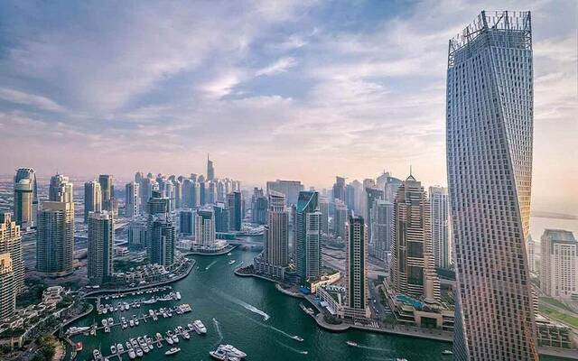 ما المناطق الأكثر طلباً للعقارات في دبي؟.. "بيوت" توضح