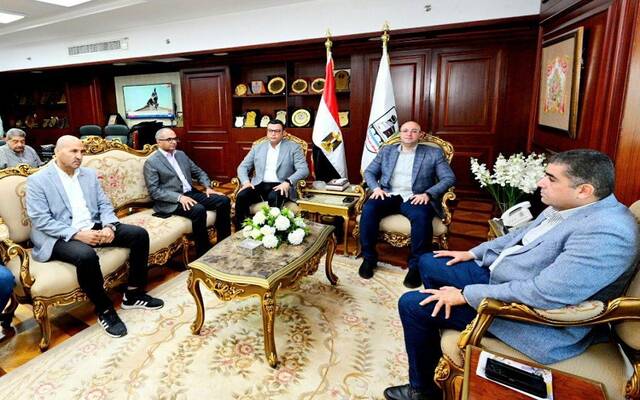 المهندس شريف الشربيني وزير الإسكان والمرافق والمجتمعات العمرانية المصري في محافظة بني سويف