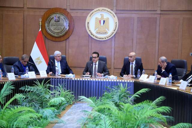 نائب رئيس الحكومة يشارك بأولى جلسات الحوار المجتمعي حول مقترح البكالوريا المصرية