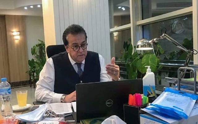 "الصحة" المصرية تتابع تحديث بروتوكول علاج كورونا بعد حصول على أدوية جديدة