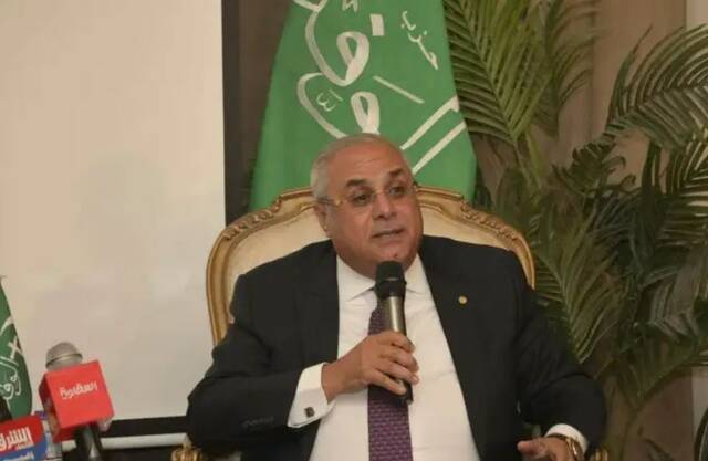 هشام السيد رئيس وحدة الشركات المملوكة للدولة