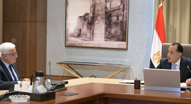 مدبولي يتابع إجراءات تفعيل الربط الإلكتروني بين هيئة التأمين الاجتماعي والمرور