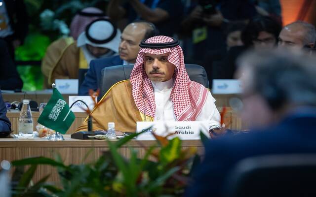 وزير الخارجية السعودي، الأمير فيصل بن فرحان، في اجتماع لوزراء خارجية دول مجموعة العشرين بالبرازيل