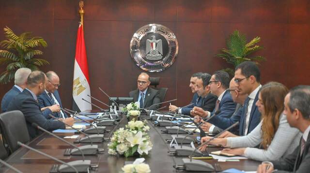 اجتماع وزير الاستثمار مع ممثلي التحالف العالمي