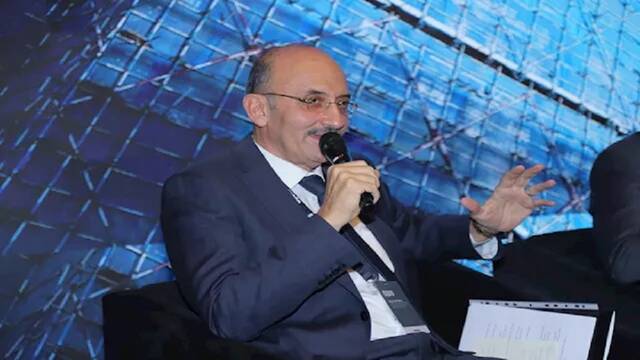 علاء فكري، نائب أول رئيس لجنة التطوير العقاري بجمعية رجال الأعمال المصريين