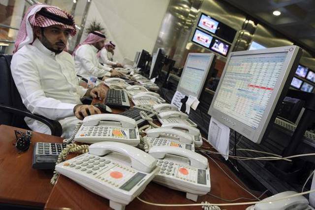 Saudi stocks gain amid fluctuations on Yemen woes