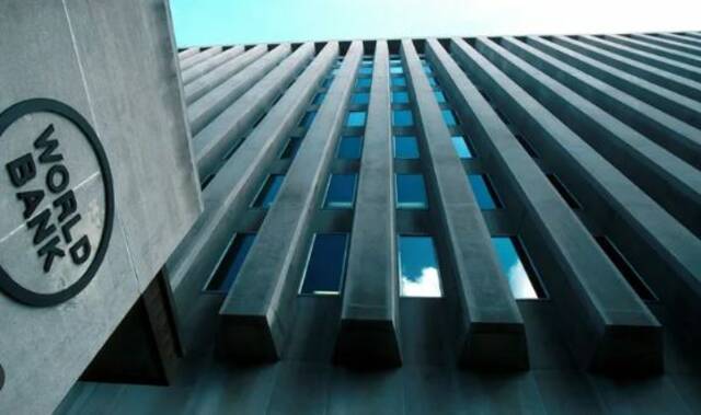 البنك الدولي يتوقع ارتفاع تحويلات الوافدين عالمياً إلى 656 مليار دولار في 2023