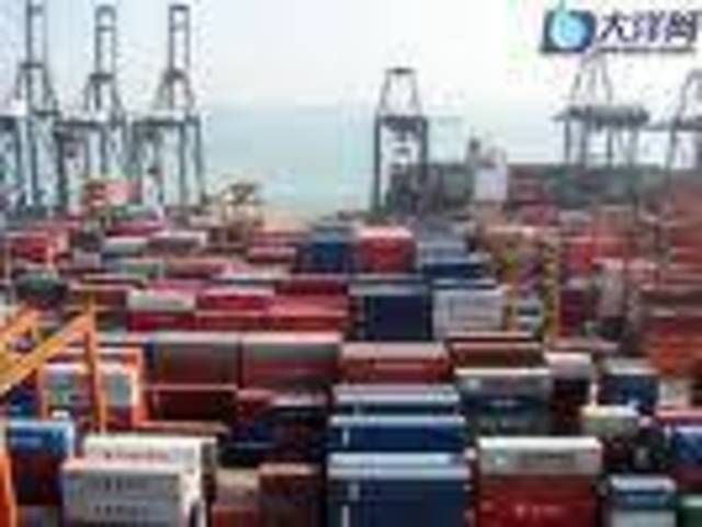 الصين: نقل البضائع إلى أميركا أرخص من التصدير الداخلي