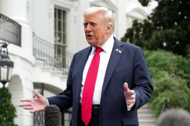 الرئيس الأمريكي دونالد ترامب