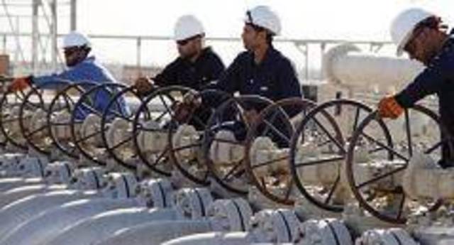 إيران ستحث السعودية على خفض إنتاج النفط