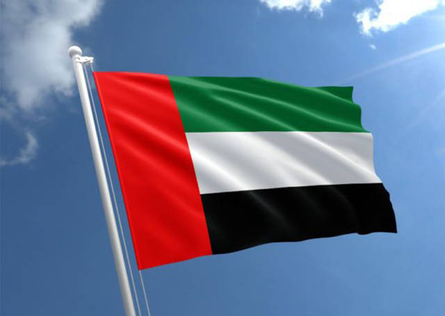 الإمارات تبحث تعزيز العلاقات الاقتصادية والتجارية مع فرنسا