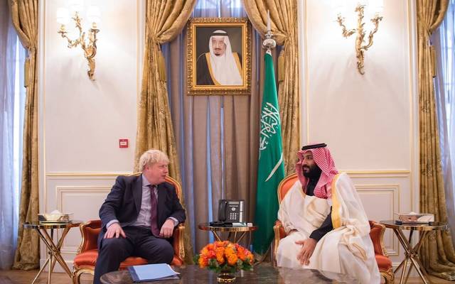 ولي العهد السعودي ورئيس الوزراء البريطاني يبحثان تطوير العلاقات هاتفياً